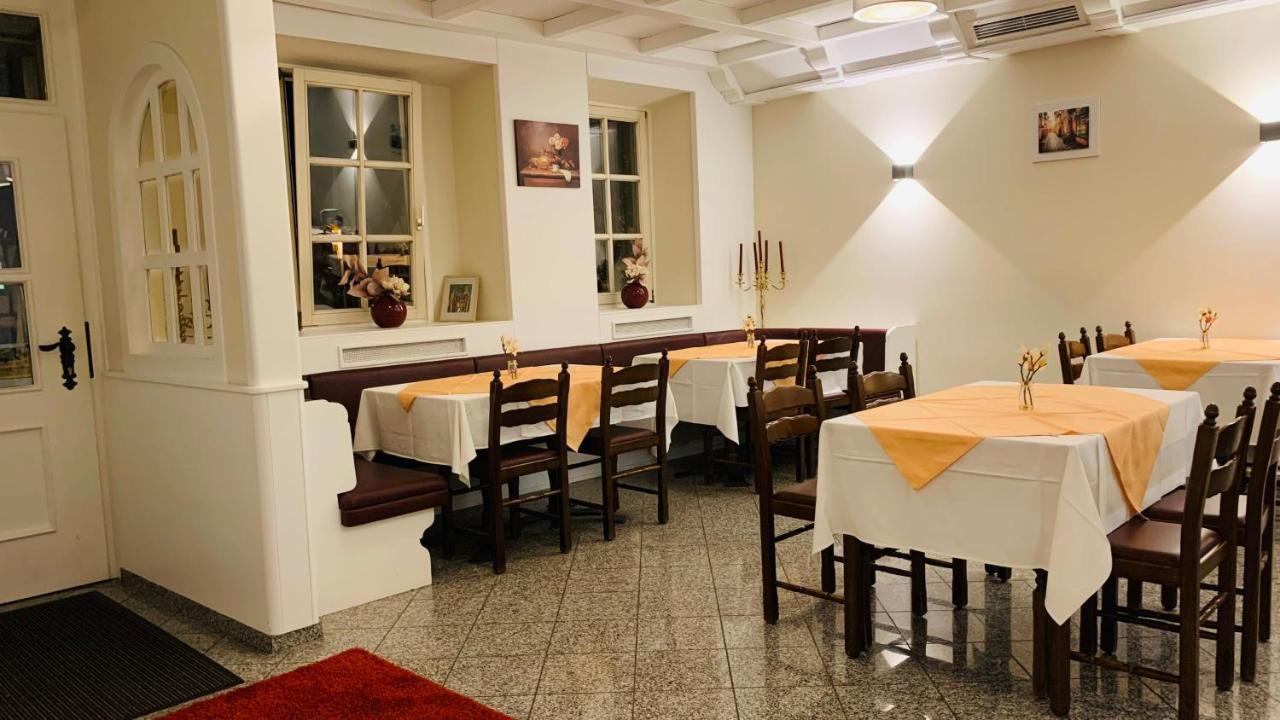 Hotel Gold'Ne Krone 奥彭海姆 外观 照片